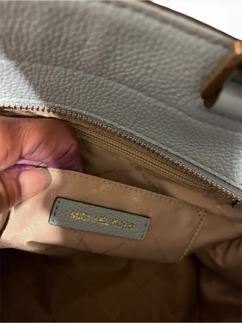 MICHAEL KORS HAMILTON SATCHEL IN LIGHT BLUE PEBBLED LEATHER